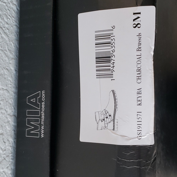 NEW MIA Keyba Lug Sole Bootie - Picture 9 of 12